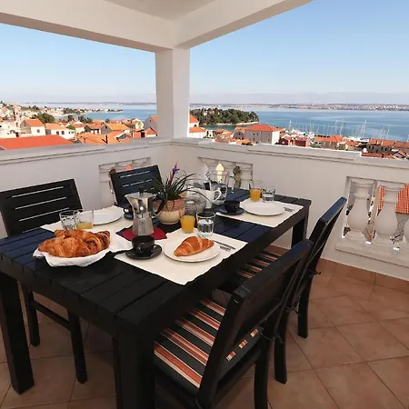 Apartament Zanov