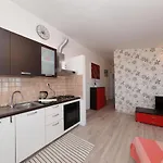 Apartament Zanov *